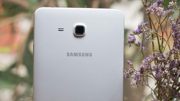 di động v24h Samsung Galaxy Tab A6 7.0" camera