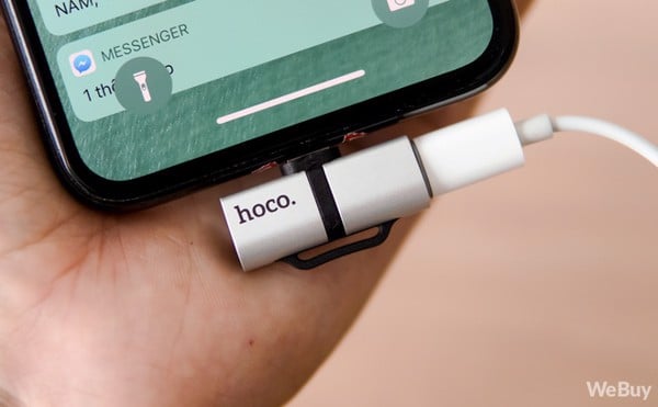 Chỉ với 50.000đ bài toán iPhone không có cổng tai nghe riêng đã được giải mã ảnh 6